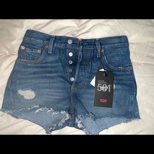 Levi 501 Shorts HighRise💙
